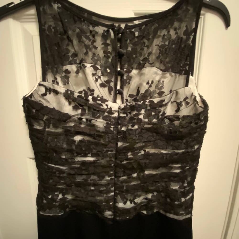 JS Collections Gown - Picture 5 of 9